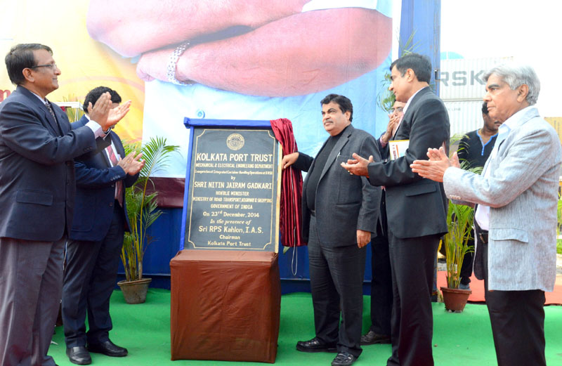 Plaque for Mechanization of Integrated Container Handling Operations of Dock System