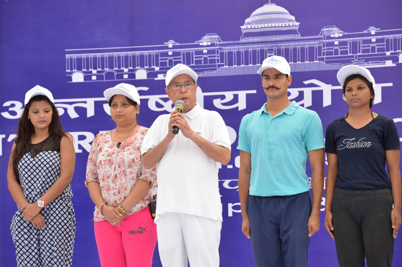 President of India inaugurates mass Yoga event to commemorate the International Yoga Day