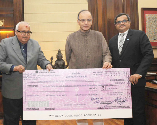 State Bank of Patiala contributes Rs.2.36 crores to the Prime Minister’s Relief Fund for Chennai Rain Victims